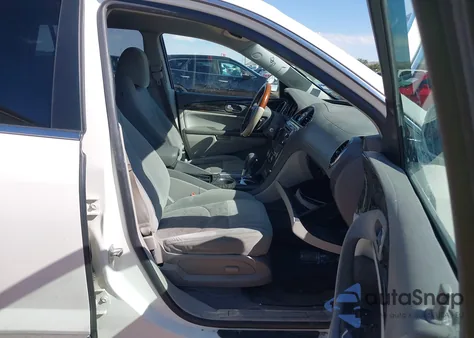 2014 Buick Enclave Convenience z USA, uszkodzony, nr VIN 5GAKRAKDXEJ261241